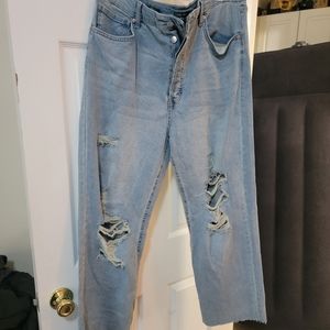 PLUS SIZE JEANS